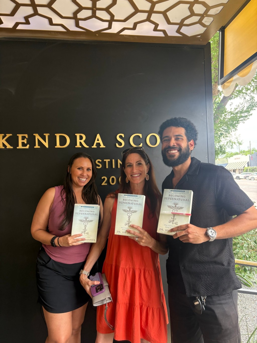 Book Club at Kendra Scott South&nbsp;Congress